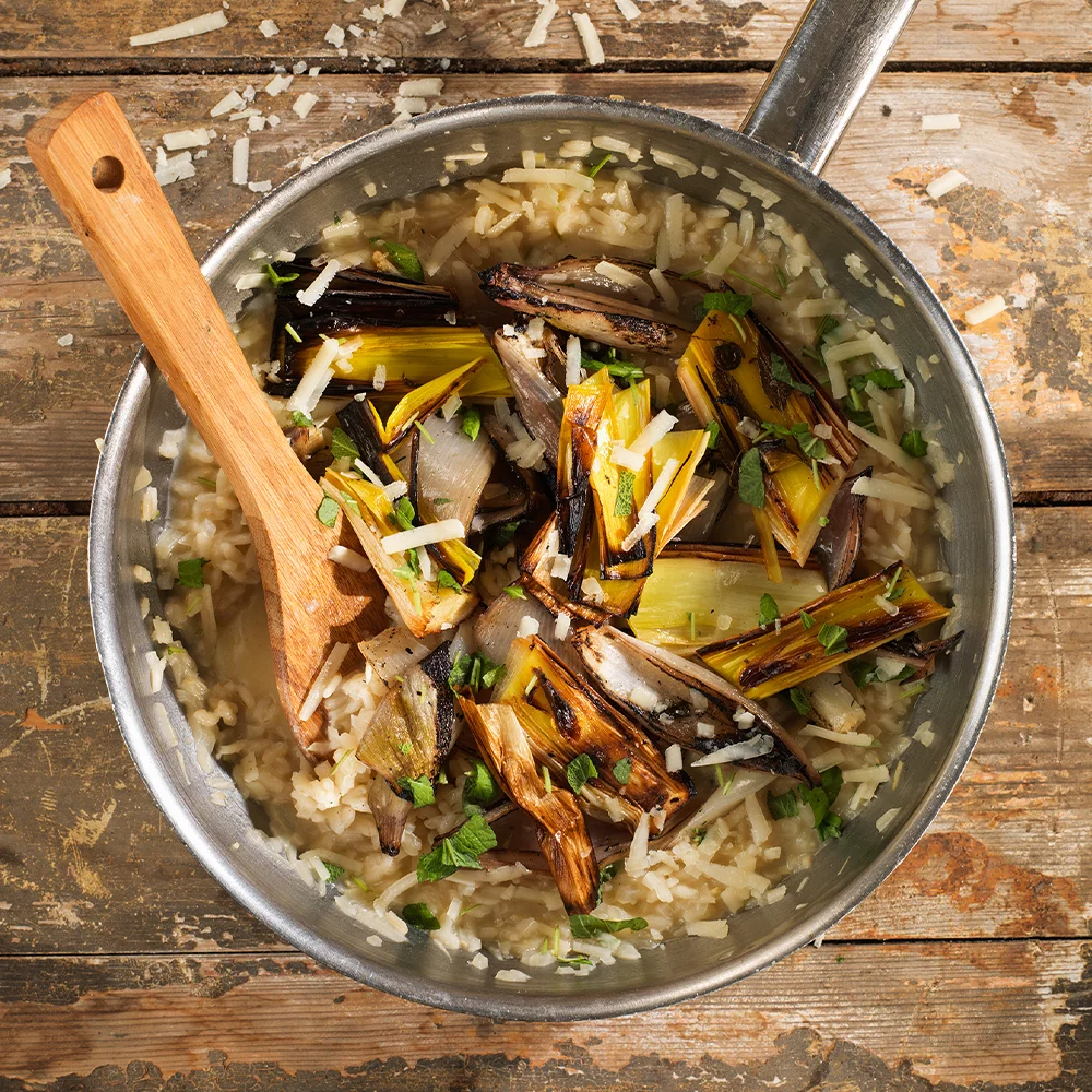 Risotto med lök, salvia och citron